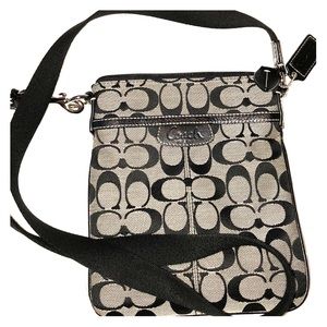Coach logo print purse